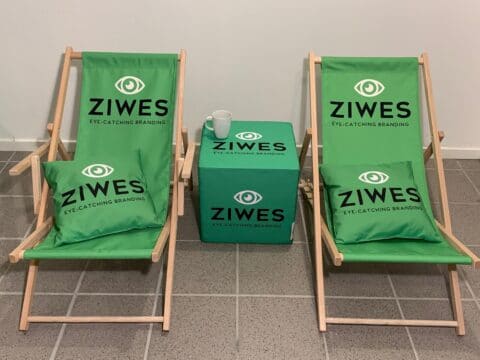 Møbler med logo, reklamemøbler og messemøbler - event strandstol med logo kube med logo ziwes eye catching