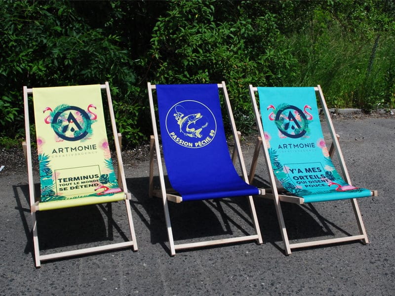 Strandstole med logo giver sommerstemning - deck chairs med logo fra ziwes eye catching